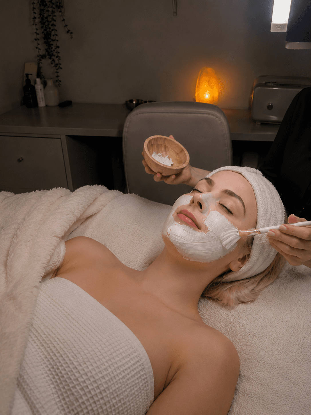 Relaxing facial treatment at Lissy Beauty